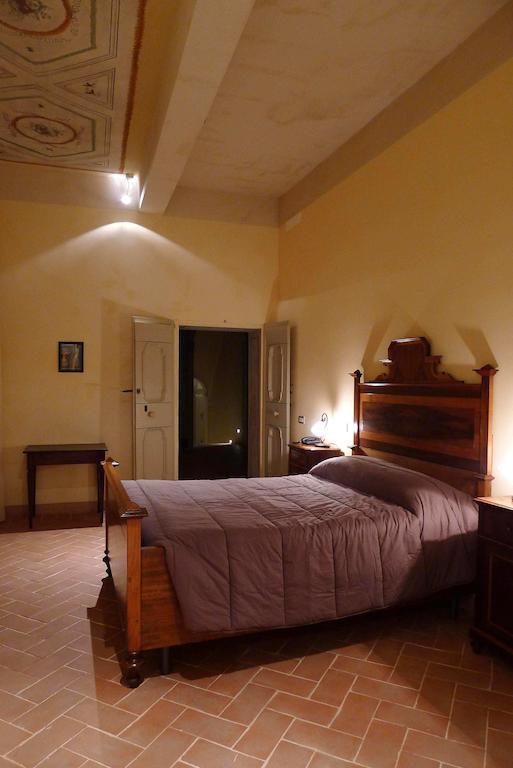 Agriturismo Palazzo Baldini Villa Bagnacavallo Habitación foto